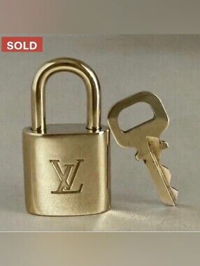 Key & Lock Louis Vuitton #306